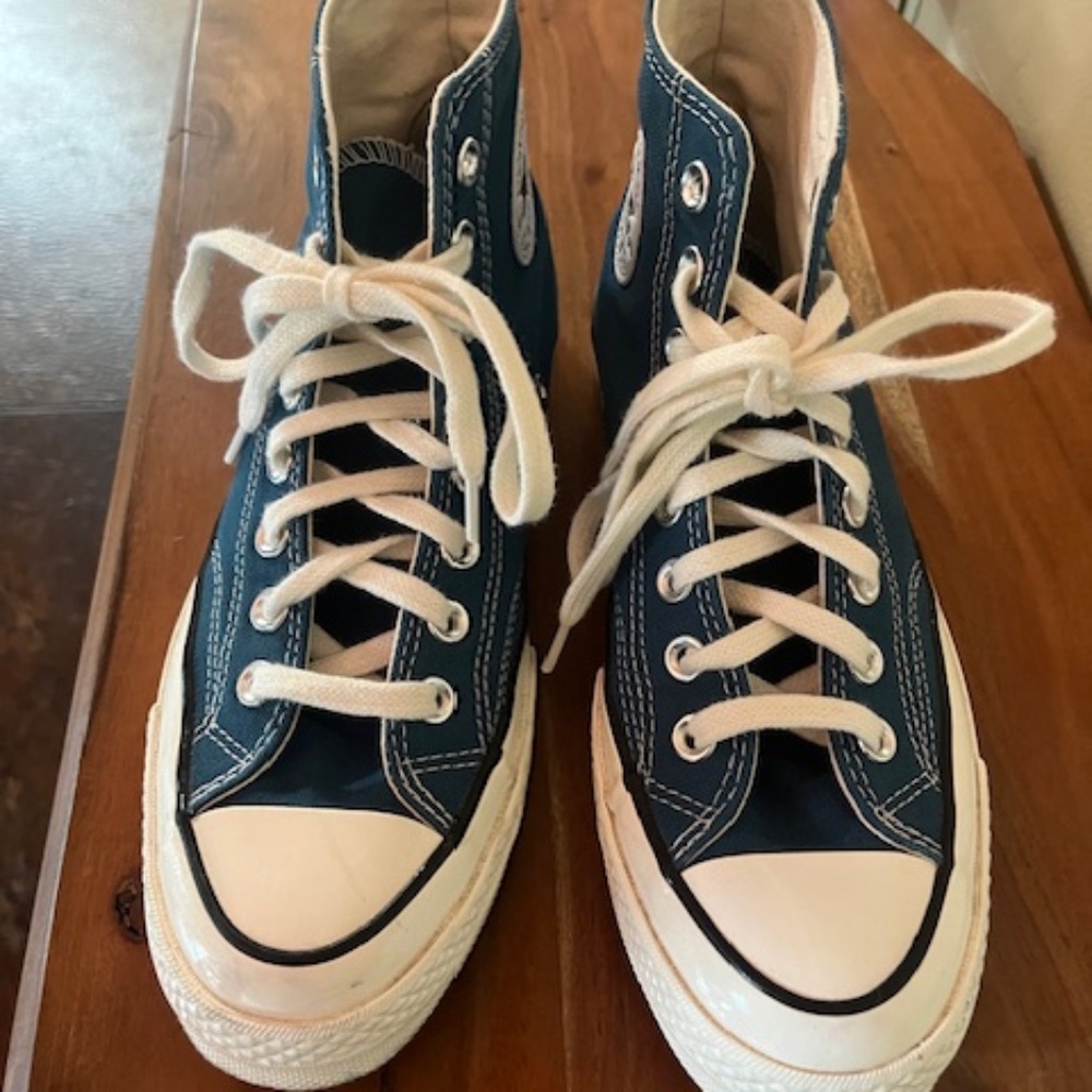 Blue Converse Hightop Women's 8.5